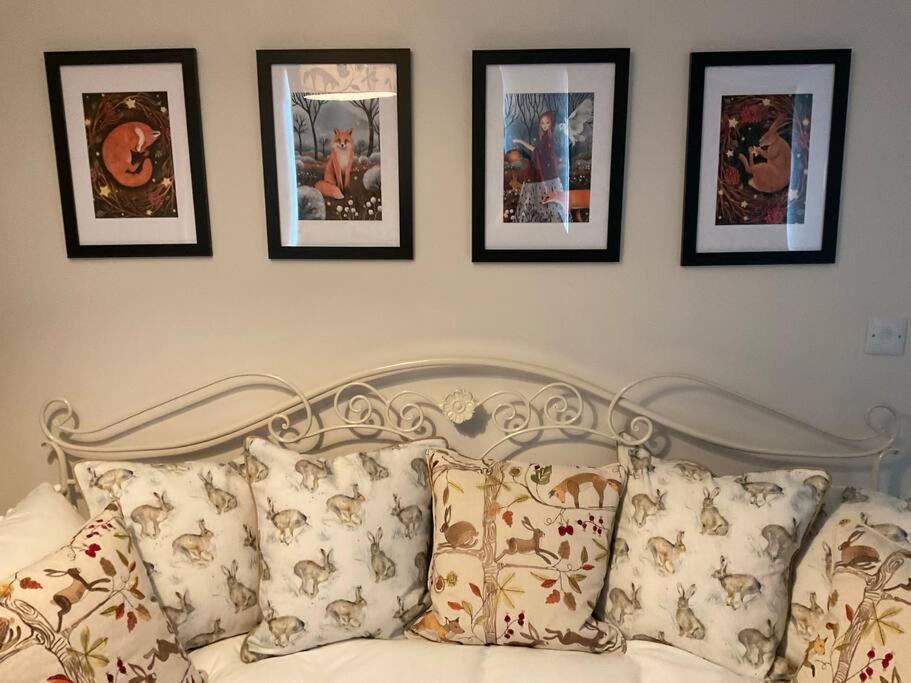 ウェスト・マーシー Klara'S Houseヴィラ エクステリア 写真